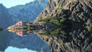 Refugios de Bariloche: precios para disfrutar de los trekking con las mejores vistas y dormir en la montaña