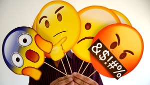 Política en emojis: Lamarca centra su política en la perspectiva de género