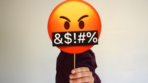Política en emojis: Alejandro Vidal preocupado por los incidentes ambientales
