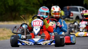 El Pro Kart empezó con todo en la Isla Jordán