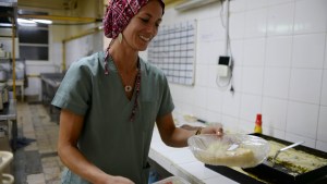La dieta que derriba un mito: comer sano no es más caro