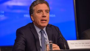 Dujovne: «este año los salarios le van a ganar a la inflación»