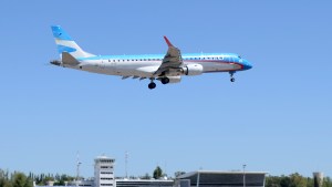 El ministro de Transporte espera resolver «cuánto antes» el regreso de los vuelos