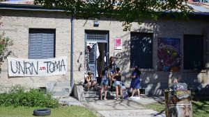 Sobreseyeron a las ocho imputadas por la toma de la Universidad de Río Negro