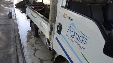 Aguas Rionegrinas retiró una bomba que afecta el servicio de agua potable. Archivo
