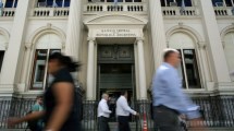 Imagen de El Banco Central subió la tasa de los plazos fijos a 48%