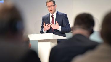 Mario Mehren, el CEO de Wintershall DEA, pidió estabilizar la economía argentina y que los políticos "trabajen juntos".