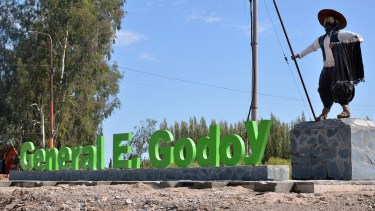 Desesperada búsqueda de dos niñas, atrapadas en el baúl de un auto