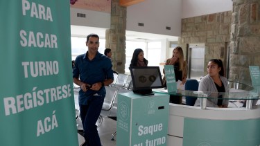 El hospital de Bariloche implementó un nuevo sistema de turnos. Foto: Chino Leiva