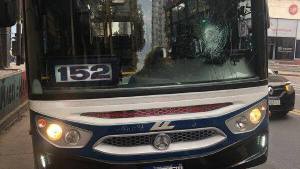 Al menos 12 detenidos por ataques a colectivos durante el paro