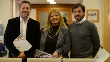 Junta Electoral (izq a der) Diego Tyslak, Maria Ortega, Ernesto Vicens. (Foto: Alfredo Leiva)