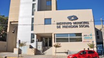 Imagen de Ofrecen 10 mil pesos para retrasar jubilaciones municipales en Neuquén
