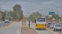 Imagen de Un informe fotográfico muestra los errores del Metrobús de Neuquén