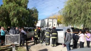 Una persona herida tras un vuelco en la zona sur de Roca