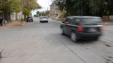 Tanto desde el Municipio y la Policía coinciden en que no alcanzan los efectivos para realizar operativos permanentes en la ciudad. Foto: Mauro Pérez.