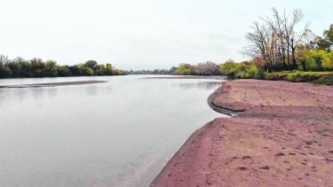 En la actualidad, el Colorado tiene apenas el 50% del caudal que debería tener.