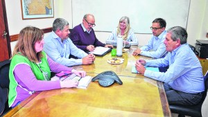 En la previa salarial, la provincia duplicará aportes a gremios