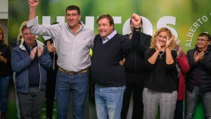 Juntos, de lleno en la campaña por Cipolletti: «va más allá de abrir la Municipalidad todos los días”