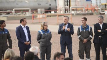 Macri encabezó la inauguración de un oleoducto en Loma Campana. (Mauro Pérez).-