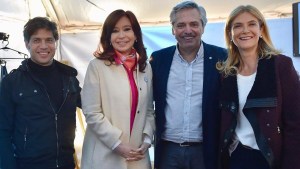 Desde el kirchnerismo ratifican la fórmula, pero aguardan una señal de Massa