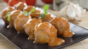 Cómo hacer unas ricas albóndigas de pollo