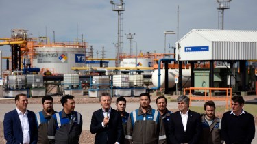 La última vez que el mandatario estuvo en Loma Campana fue el 28 de agosto del 2018 y el secretario de Energía era Javier Iguacel. Foto: archivo