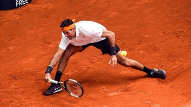 El tandilense no pudo avanzar ni en singles ni en dobles.