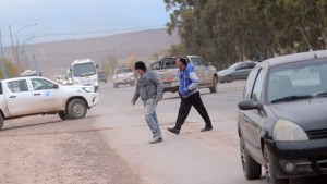 Añelo: tras firmar un acuerdo con el intendente se levantaron los cortes de ruta