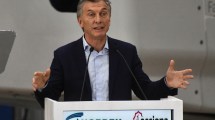 Imagen de Macri sobre Vaca Muerta: celebró la primera exportación y pidió más extracciones