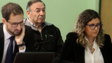 El suboficial de inteligencia Carlos Alberto Benavídez fue el único de los imputados que presenció el inicio en la sala de audiencias. Sólo está acusado por el secuestro de Juan Herman (Foto: Oscar Livera. Archivo) 