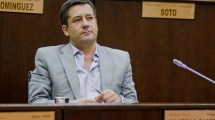 Imagen de Dióxido de cloro: Canosa denunciará a Mansilla por pedir que la investiguen