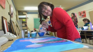 Talleres artísticos para personas con discapacidad en Roca