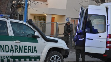 26-06-19 roca allanamiento gendarmeria mitre al 1800