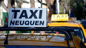 Presentaron un sistema de cámaras para los taxistas de Neuquén
