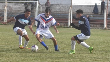 La ida en Allen entregó un buen espectáculo. Si vuelven a empatar definirán desde los doce pasos. (Foto: Andrés Maripe)