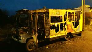 Herida porque explotó una garrafa dentro de un motorhome que se incendiaba
