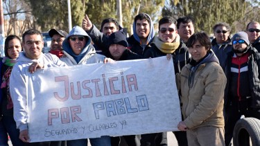 Los taxistas cortaron el tránsito durante 58 horas exigiendo justicia por Pablo Sánchez. (Archivo Florencia Salto).-