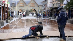 Comienzan los preparativos para la Fiesta de la Nieve