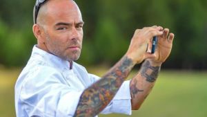 Esteban Schniepp: este cocinero la rompe este invierno en San Martín de los Andes