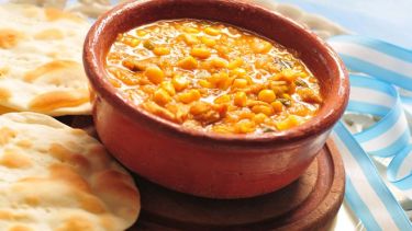 Competirán 40 cocineros y el jurado deberá elegir a quien cocine la mejor versión. 