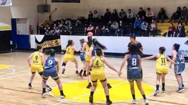 El básquet femenino de Neuquén agita el avispero