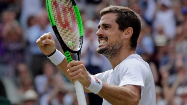 Guido Pella va por otro golpe en Wimbledon