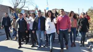 Sin Parrilli, el Frente de Todos cerró con una caravana en Neuquén