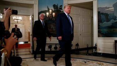 Pence se salió de la órbita de Trump y dijo que respetará la Constitución. 