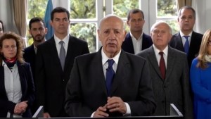 Roberto Lavagna suspende su campaña presidencial