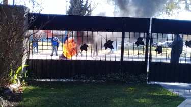 La casa de la funcionaria ya fue blanco de varios ataques.