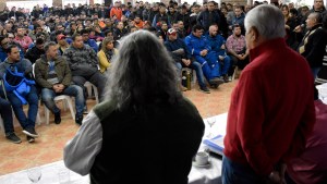 Acuerdo entre los gremios petroleros y las empresas