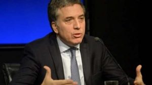 Renunció Dujovne en Hacienda y Macri convocó a Lacunza