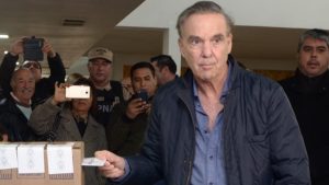 Pichetto perdió en la mesa en que votó