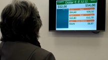 Imagen de El aumento del dólar generó incertidumbre en los comercios de la región